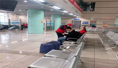 靈石縣汽車(chē)站開(kāi)展“不忘初心、牢記使命”主題教育志愿服務(wù)活動(dòng)